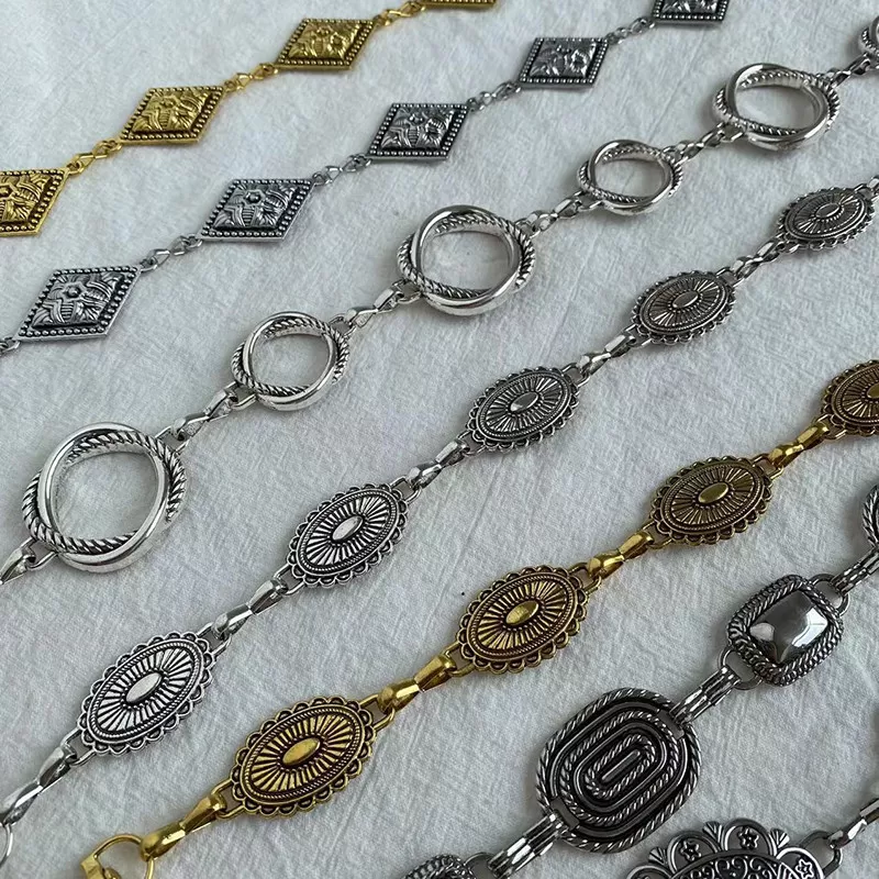 INF Elegant udskåret geometrisk retro taljekæde til kvinder - Guldfarvet metalbælte Model 3